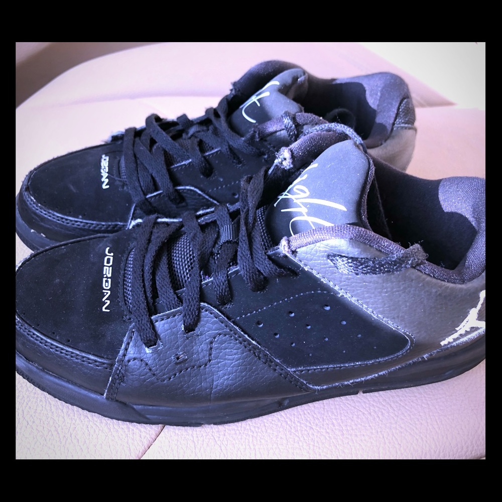 Air Jordan Flight Low KIDS Black Shoes Sz. 3Y